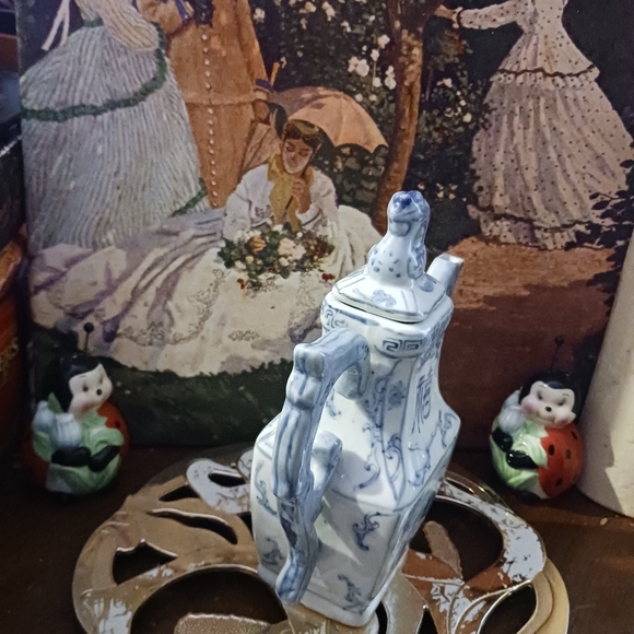 🍵☕️ Ancient Chinese Antique 🫖 🍵 Porcelain Ming Dynasty Teapot 🫖 - Picture 12 of 16